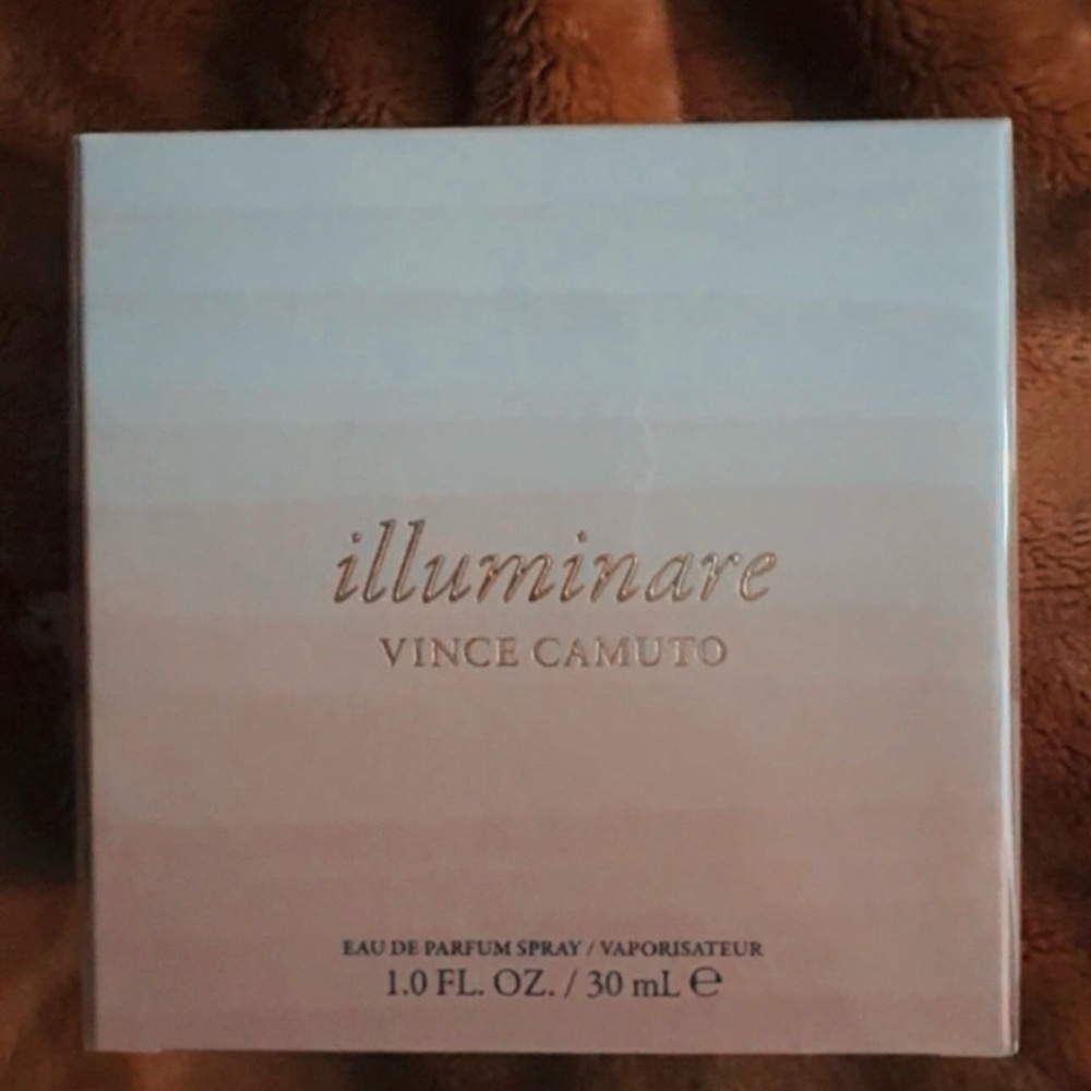 Vince Camuto Illuminare Eau de Parfum - Soft Pink and White